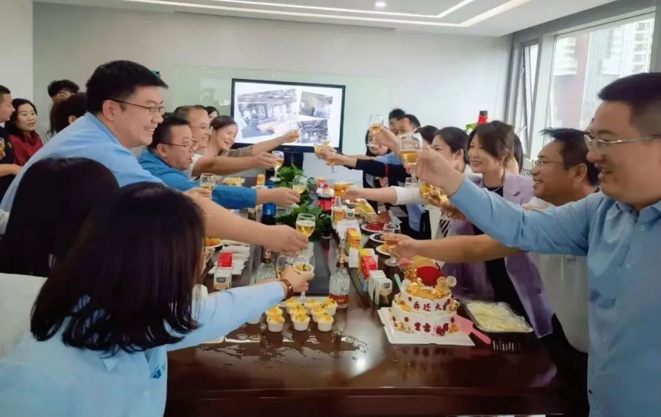 莺迁乔木，燕入高楼！中航翔通深圳公司，乔迁新居！