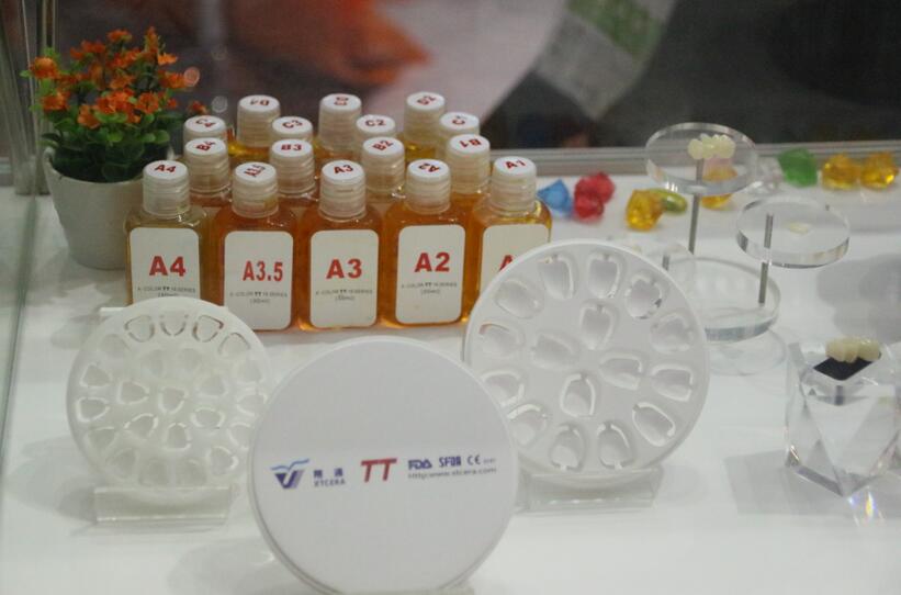 听说有人在翔通展台被挤掉鞋,您信吗? 听说有人在翔通展台被挤掉鞋,您信吗?