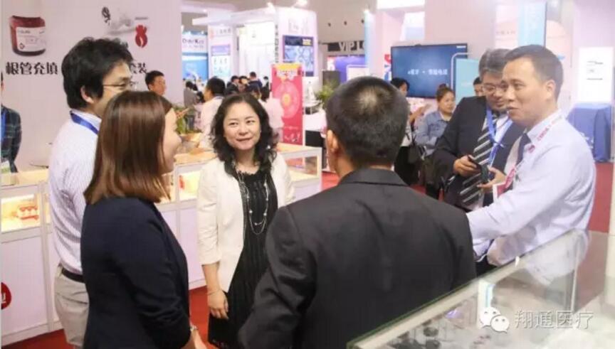 听说有人在翔通展台被挤掉鞋,您信吗? 听说有人在翔通展台被挤掉鞋,您信吗?