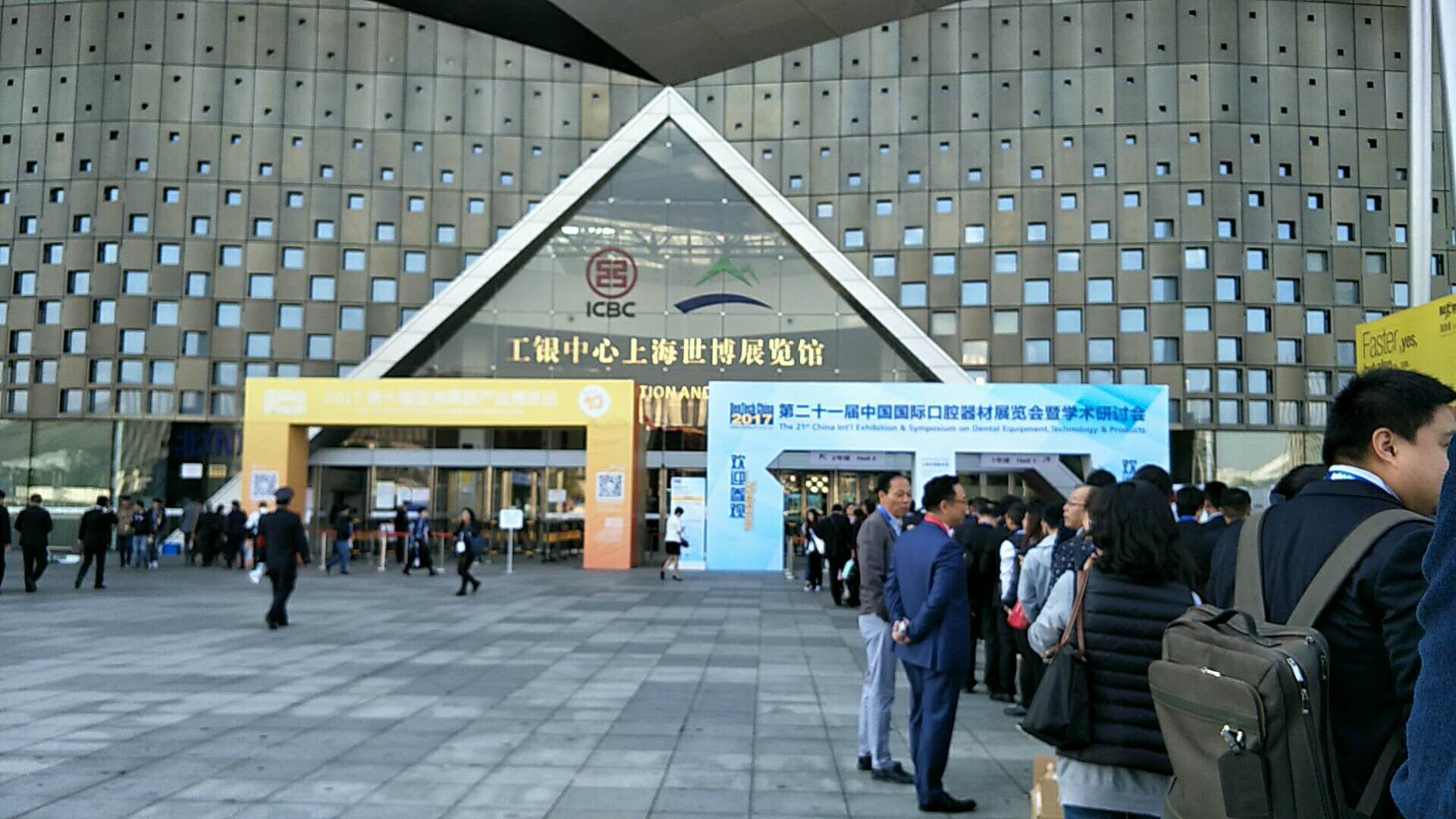 任何美丽的风景都不及每次遇见你 任何美丽的风景都不及每次遇见你